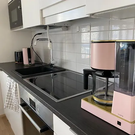 New Next To Harbour With Sauna *